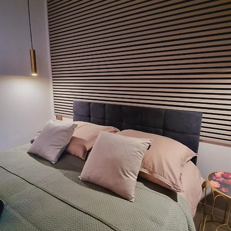 Apartament Jacuzzi Krakau Buitenkant foto