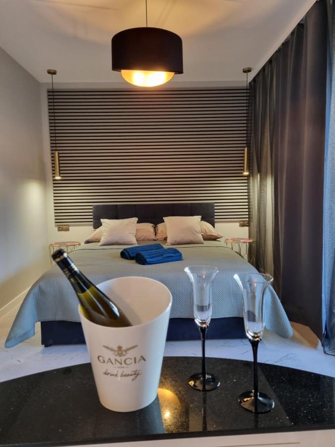 Apartament Jacuzzi Krakau Buitenkant foto